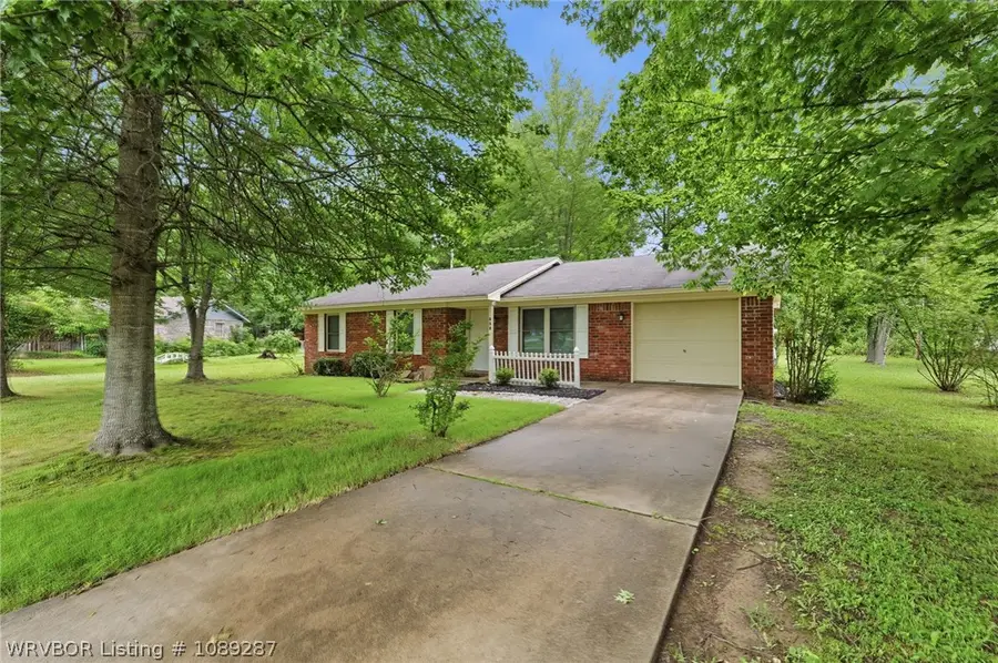 832 N Apple Street, Greenwood, AR 72936 - #2