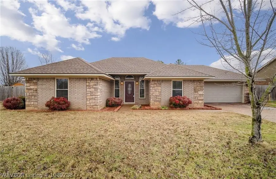590 S Oak Street, Greenwood, AR 72936 - #3