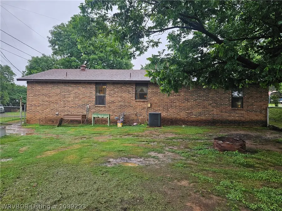 904 Fowler Avenue, Poteau, OK 74953 - #2