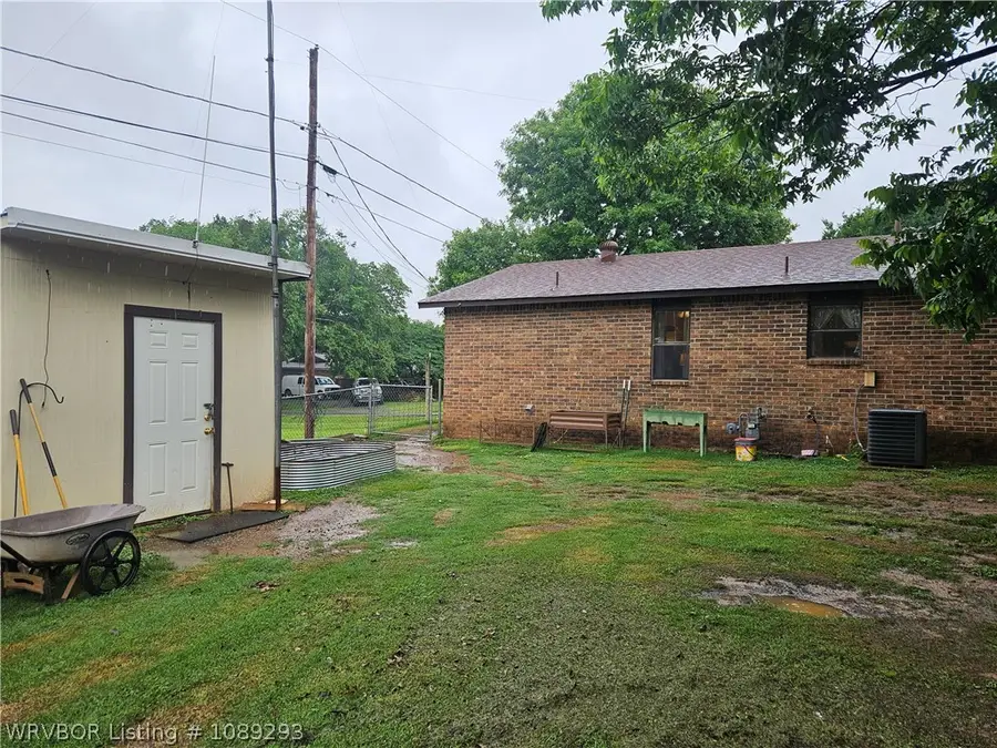 904 Fowler Avenue, Poteau, OK 74953 - #3