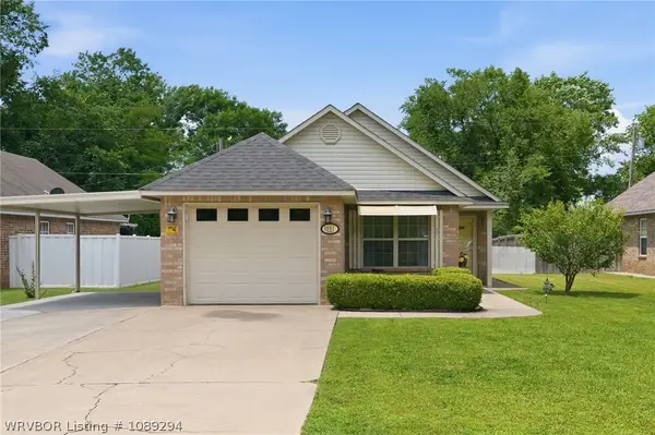 1051 S Walnut Street, Sallisaw, OK 74955