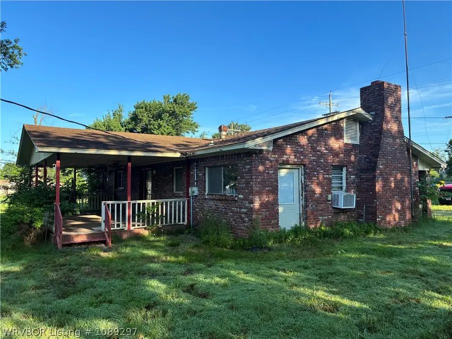 604 Del Norte Avenue, Wister, OK 74966 - #3