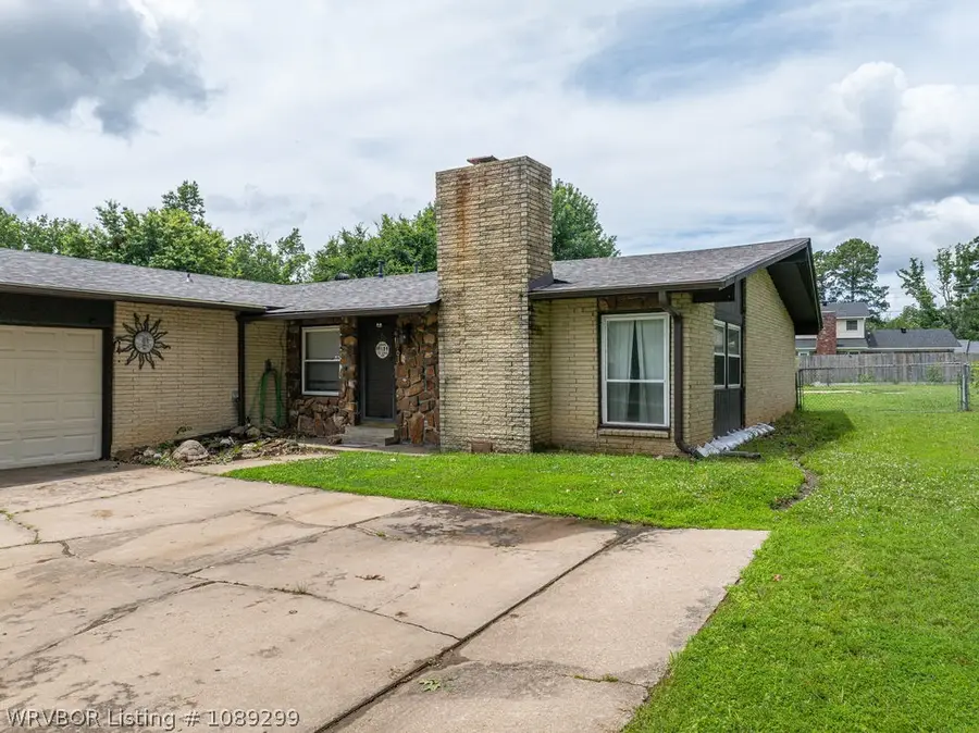 1903 N 46th Terrace, Fort Smith, AR 72904 - #2
