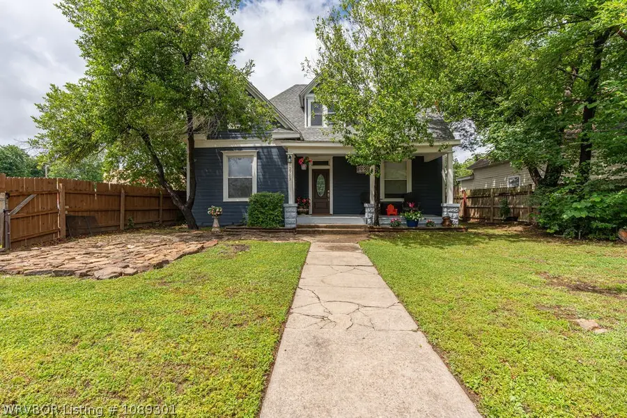 2703 Kinkead Avenue, Fort Smith, AR 72901 - #2