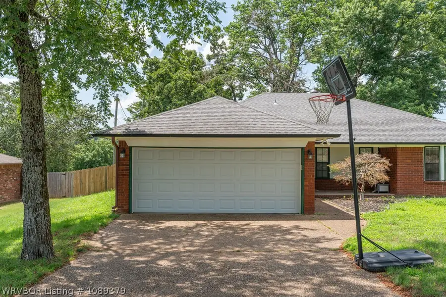 1421 Briarwood Drive, Alma, AR 72921 - #2