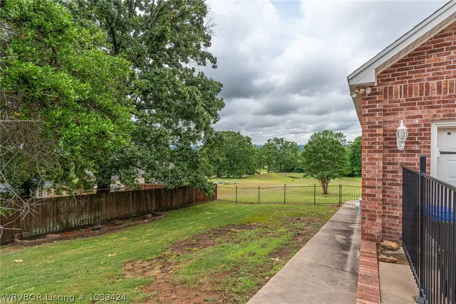 3829 Tpc Drive, Alma, AR 72921 - #3