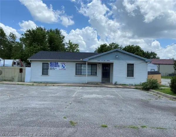 2403 E Emma Avenue, Springdale, AR 72764