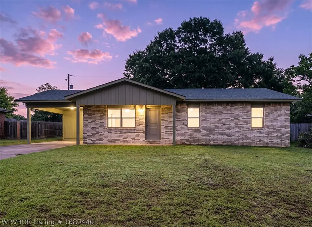 115 39th Street, Van Buren, AR 72956 - #1