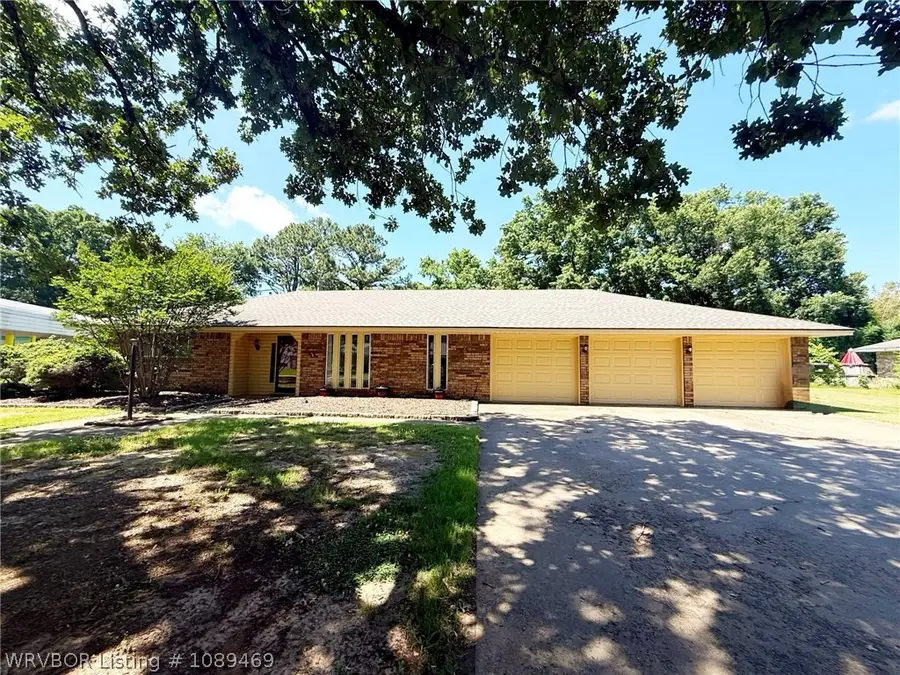 1705 E Edmondson Drive, Sallisaw, OK 74955 - #2