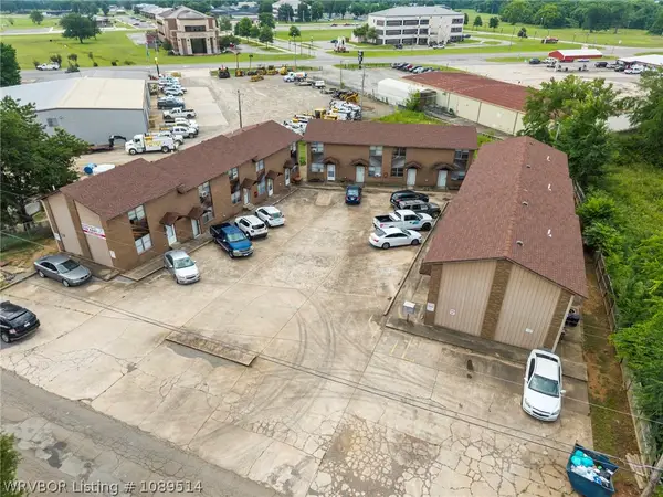 305 Pleasant Valley Road, Poteau, OK 74953