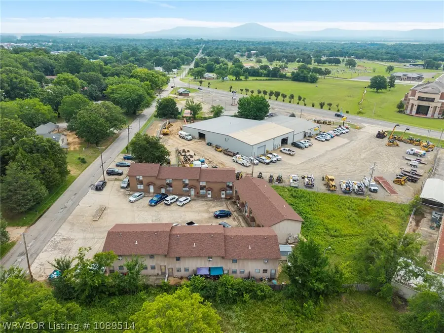 305 Pleasant Valley Road, Poteau, OK 74953 - #3
