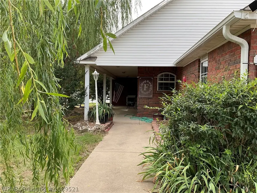 603 Hamilton Lane, Greenwood, AR 72936 - #2
