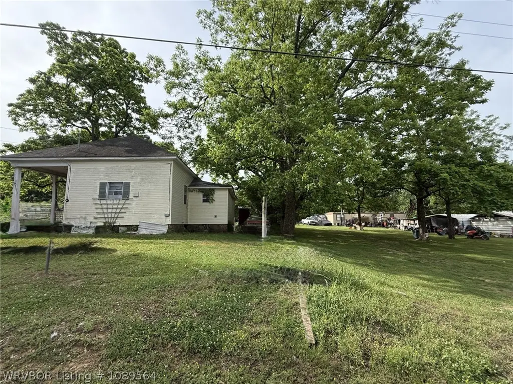 905 Southview Street, Dyer, AR 72935 - #1
