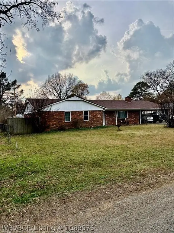 302 Main Street, Wister, OK 74966