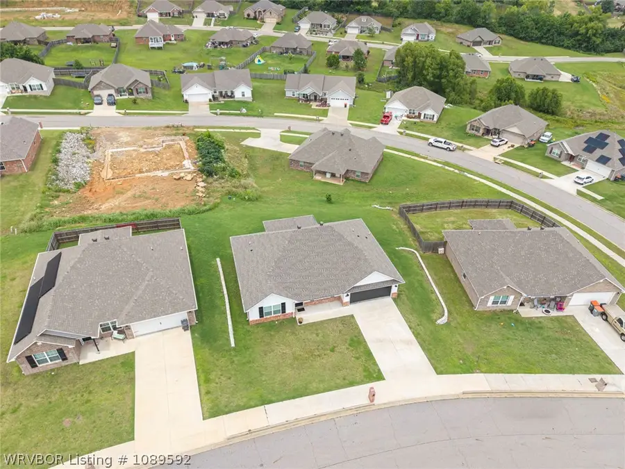 2107 Lisa Lane, Van Buren, AR 72956 - #3