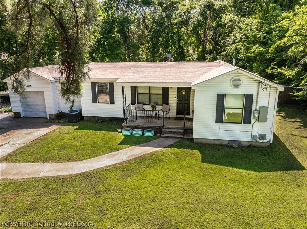 305 21st Street, Van Buren, AR 72956 - #1
