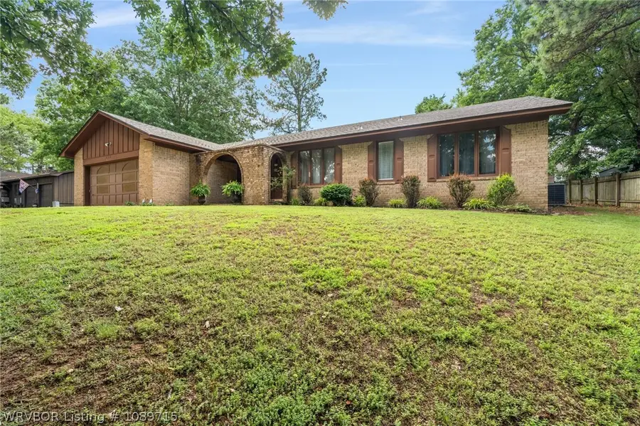 409 Azure Hills Drive, Van Buren, AR 72956 - #3