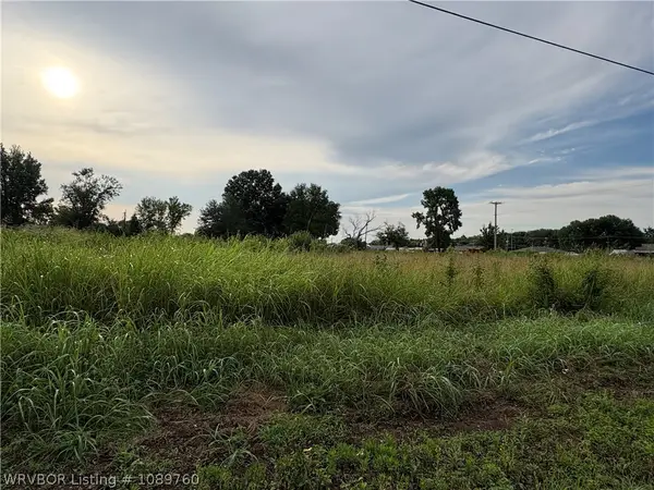 NA N Dogwood Street, Sallisaw, OK 74955