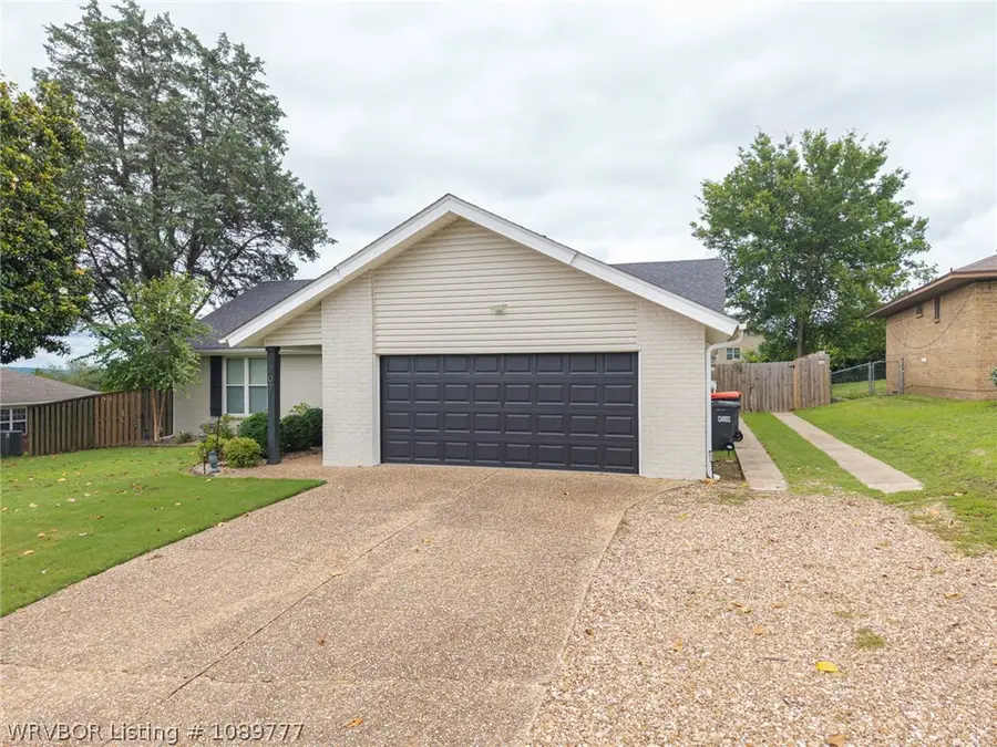 207 Azure Hills Drive, Van Buren, AR 72956 - #3