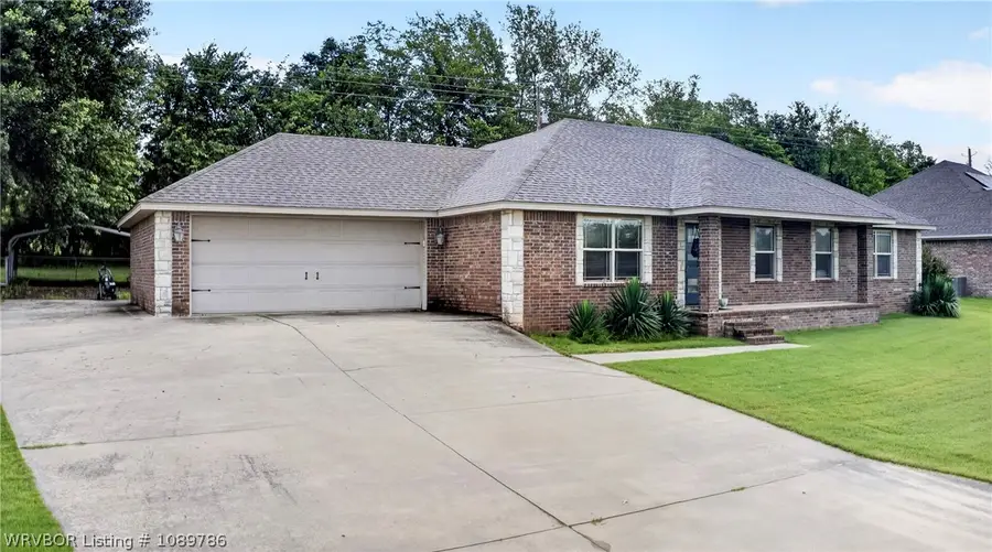 301 Adysen Lane, Roland, OK 74954 - #2