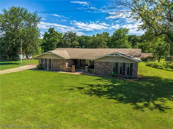 506 S Kcs Road, Gans, OK 74936