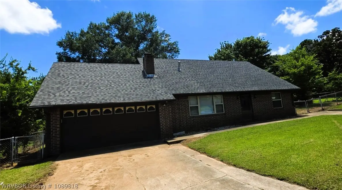 121 Woodbine Avenue, Poteau, OK 74953 - #1