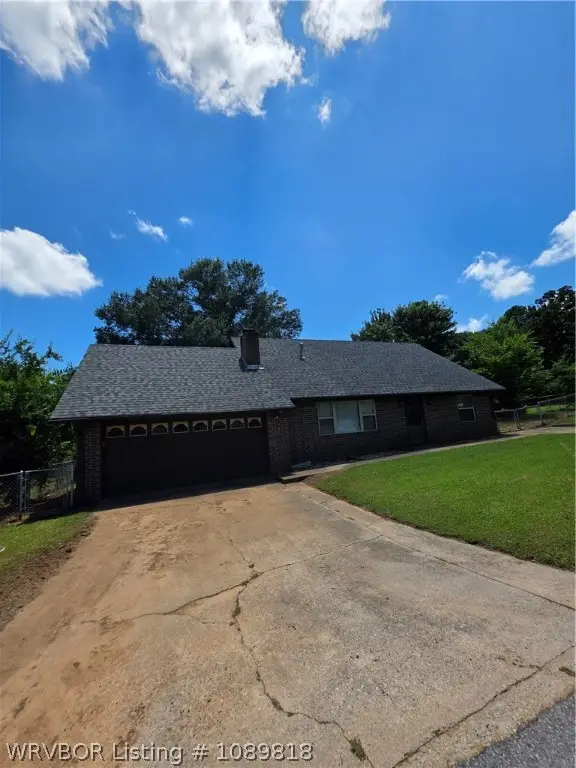121 Woodbine Avenue, Poteau, OK 74953