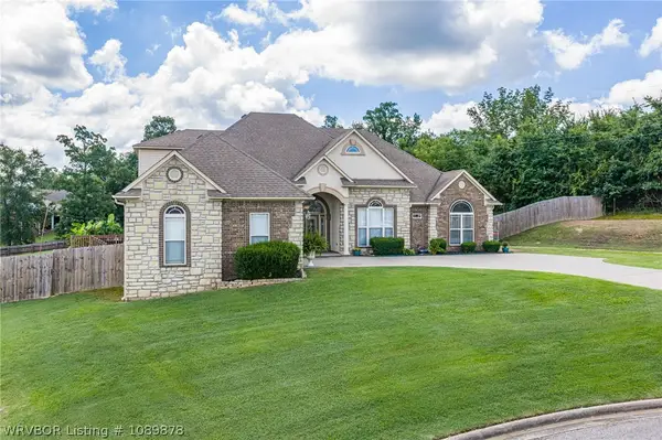 1198 Highland Circle, Greenwood, AR 72936