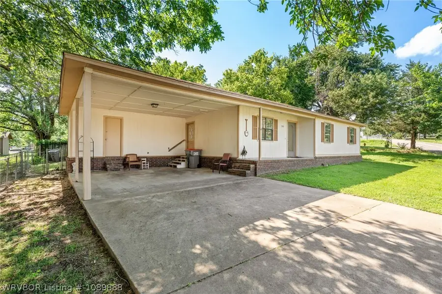 529 N Main Street, Greenwood, AR 72936 - #3