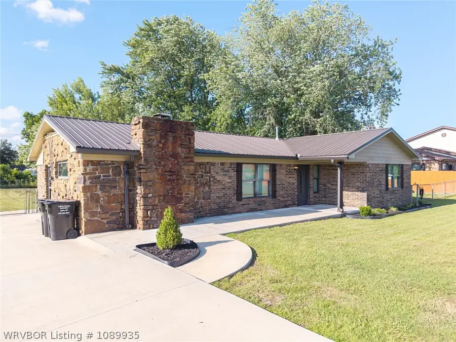 105 Faye Avenue, Pocola, OK 74902 - #2