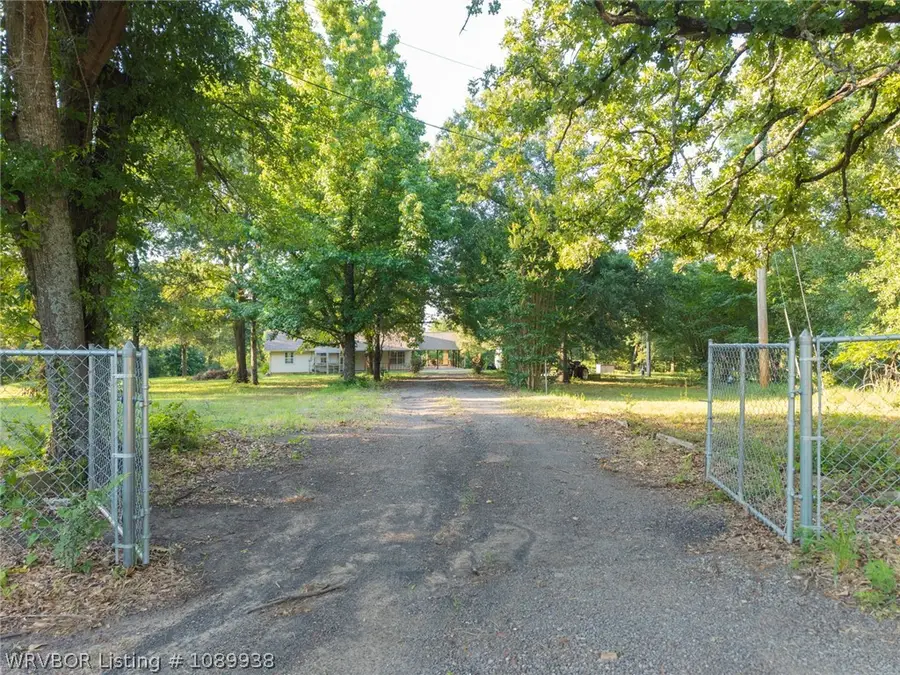 4716 Cobblestone Road, Huntington, AR 72940 - #2