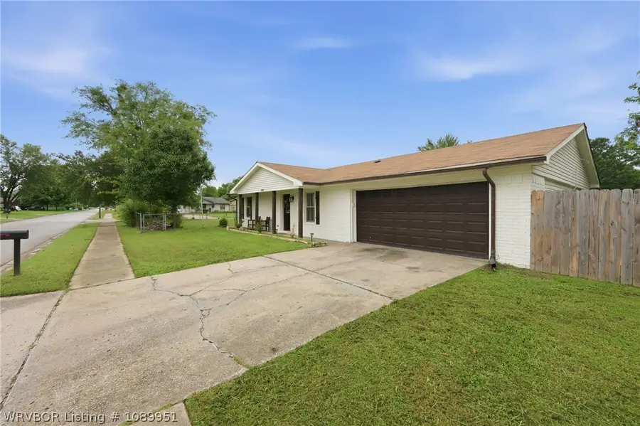 8500 S 35th Terrace, Fort Smith, AR 72908 - #3