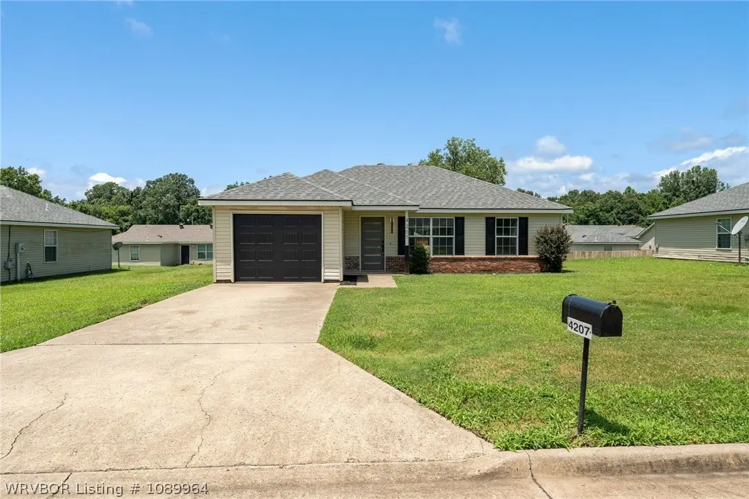 4207 N Oak Park Circle, Fort Smith, AR 72904 - #1