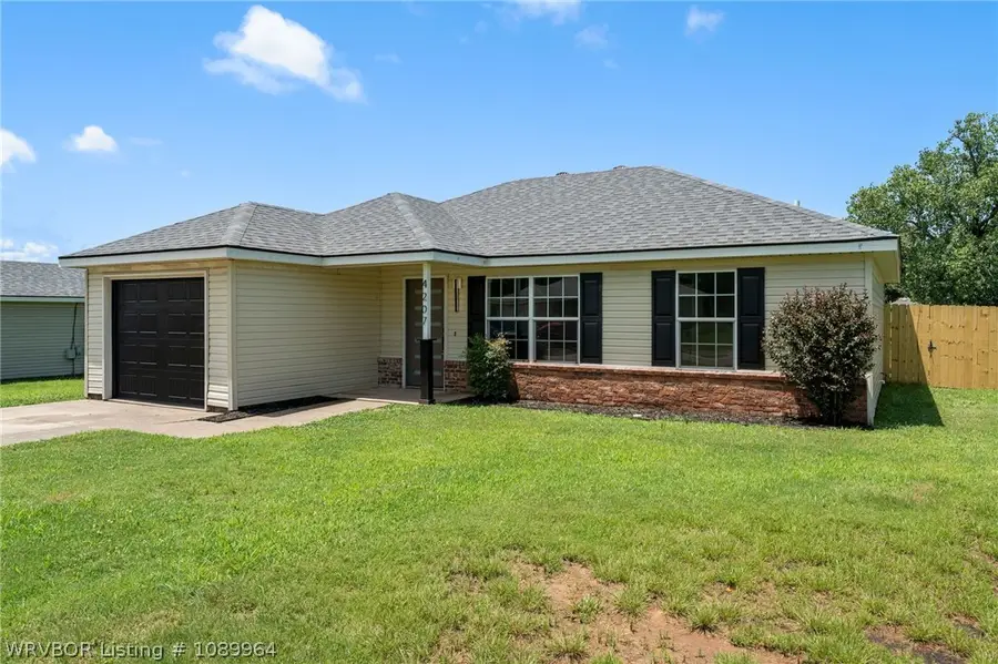 4207 N Oak Park Circle, Fort Smith, AR 72904 - #3