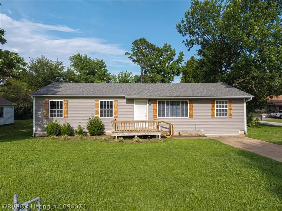 702 9th Street, Barling, AR 72923 - #2