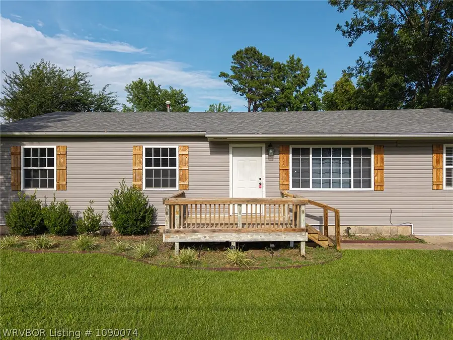 702 9th Street, Barling, AR 72923 - #3