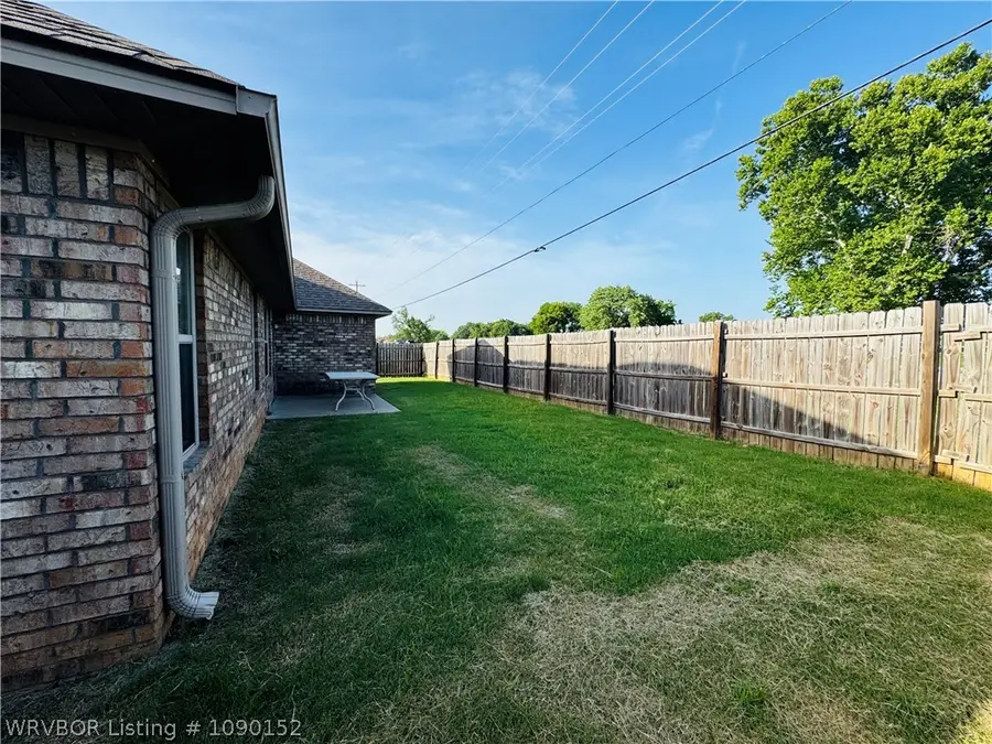 104 Chelsea Lane, Pocola, OK 74902 - #3