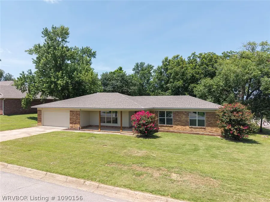 1507 N 13th Street, Van Buren, AR 72956 - #3