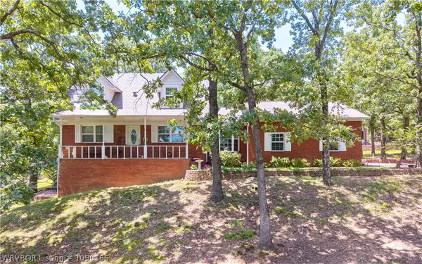 2704 Cedar Valley Drive, Greenwood, AR 72936