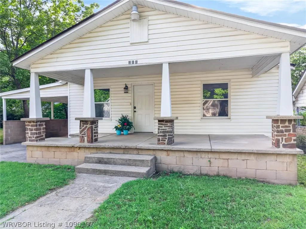 211 N 19th Street, Van Buren, AR 72956 - #1