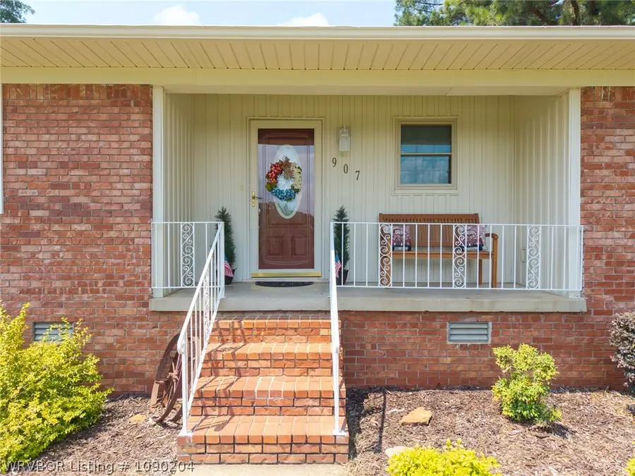 907 Lincoln Street, Van Buren, AR 72956 - #2
