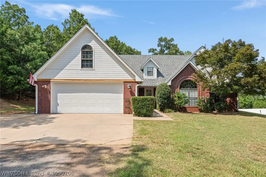 303 Coggins Avenue, Poteau, OK 74953 - #2