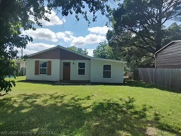 805 Faye Avenue, Pocola, OK 74902