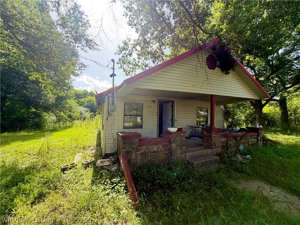 415 Red Bud Street, Waldron, AR 72958 - #1