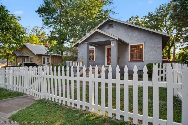 506 Wright Street, Siloam Springs, AR 72761
