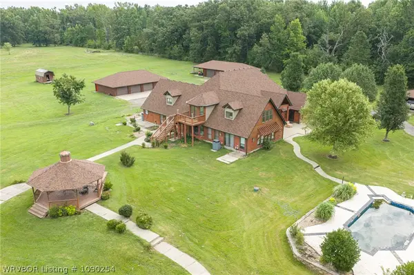 1323 Hilltop Drive, Alma, AR 72921