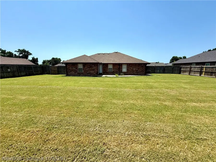1670 Courtney Lane, Alma, AR 72921 - #3