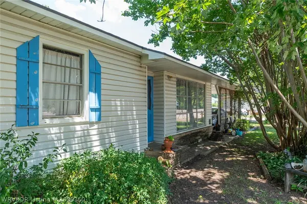 2923 Phoenix Avenue, Fort Smith, AR 72901