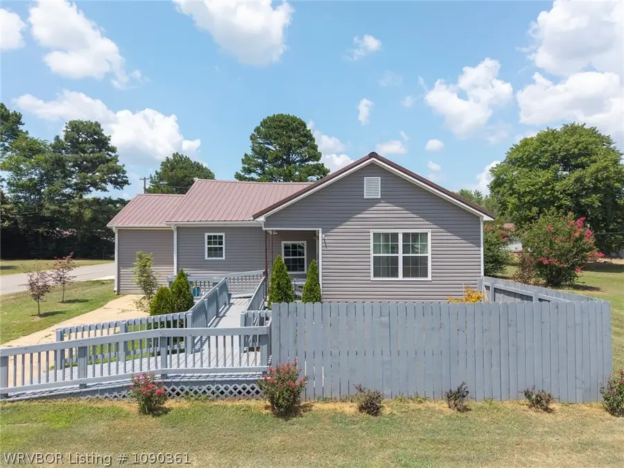 811 E 5th Street, Booneville, AR 72927 - #2