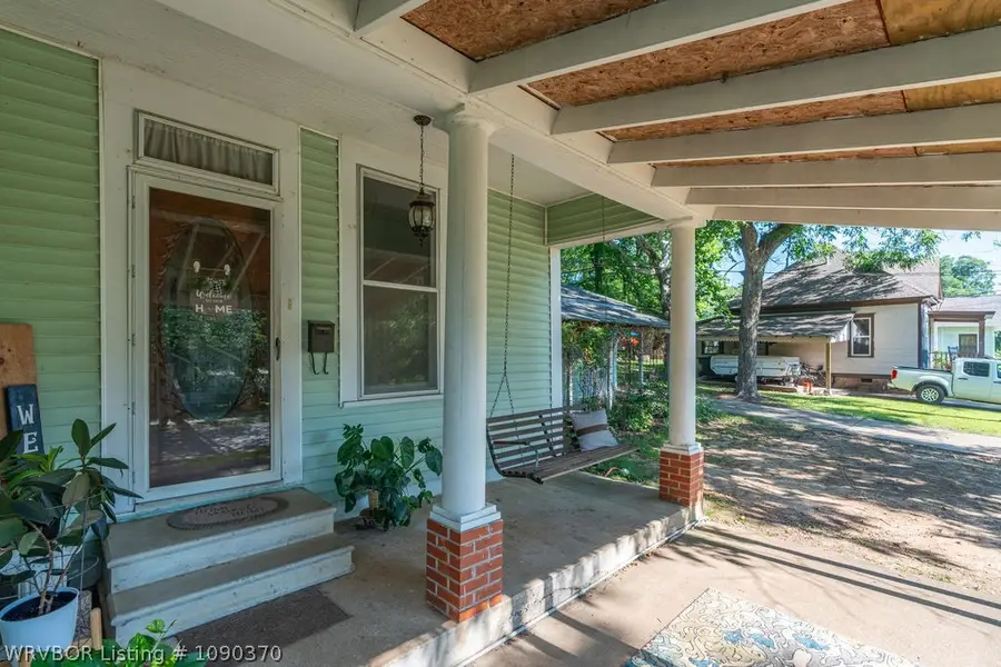 401 N Brown Street, Clarksville, AR 72830 - #3